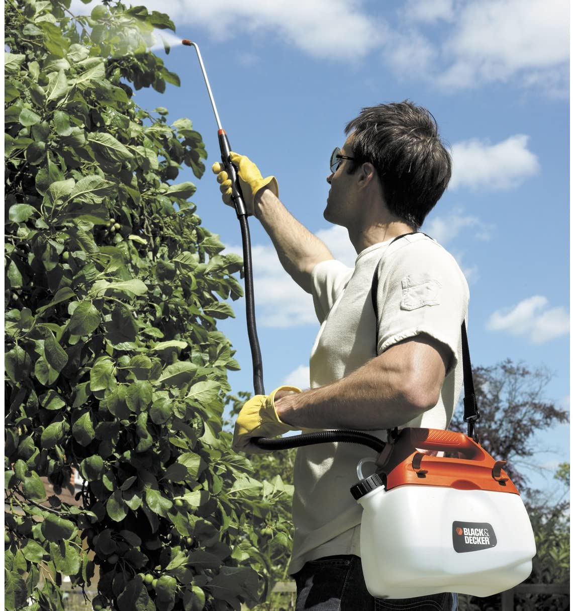 Black Decker Garden Line Product Rechargeable Garden Sprayer