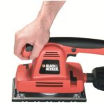 slefuitor cu vibratii black and decker w x mm rpm kaeka kitbox foi abrazive si saculet pentru praf qs